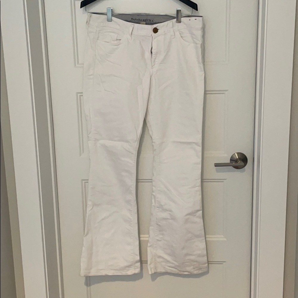 Banana Republic white flair high rise denim